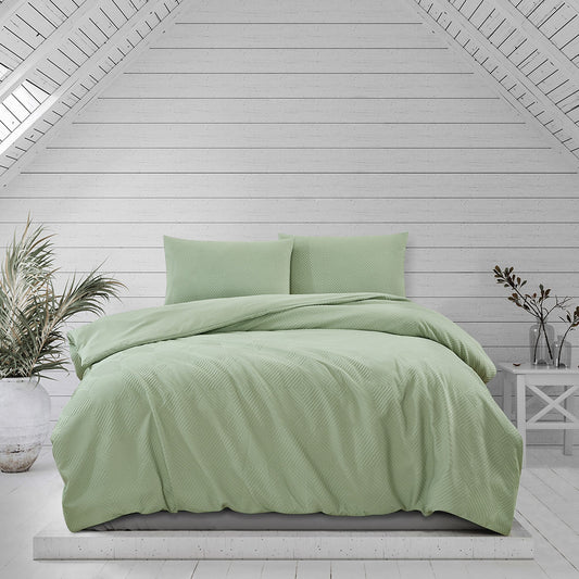 QUEEN Embossed Quilt Cover Set - Palm Green