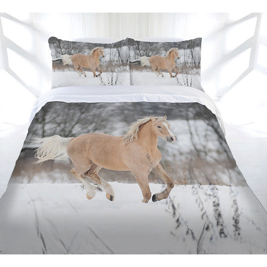 QUEEN 3-Piece Winter Gallop Quilt Cover Set - Horse Design