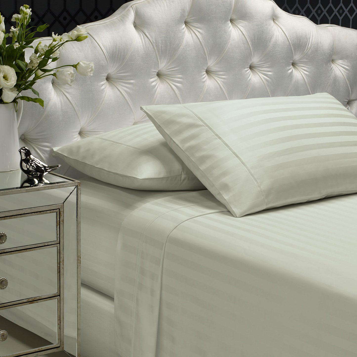 QUEEN 1200 Thread Count Stripe Cotton Blend Quilt Cover Sets - Silver