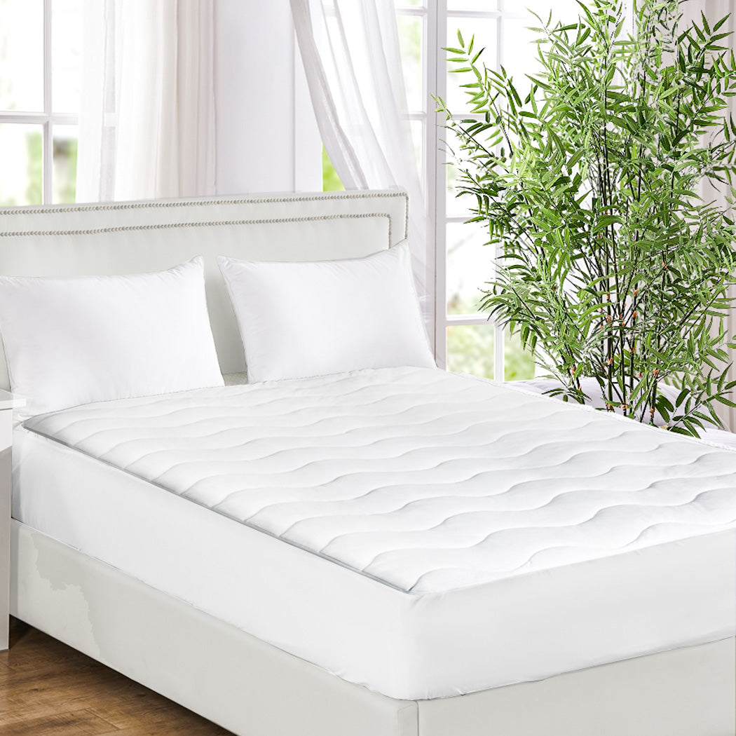 KING Cool Mattress Topper Protector - White