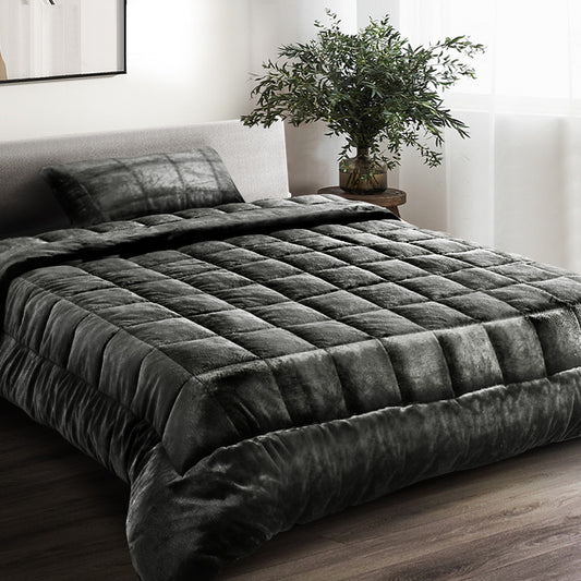 SINGLE 500GSM Faux Mink Quilt - Charcoal