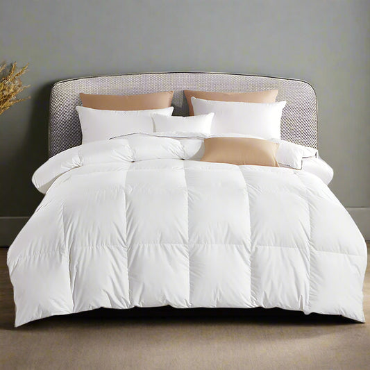 DOUBLE 700GSM Goose Down Quilt - White