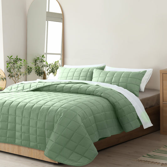 QUEEN 3-Piece Coverlet Set Bedspread Soft Touch Easy Care Breathable - Green