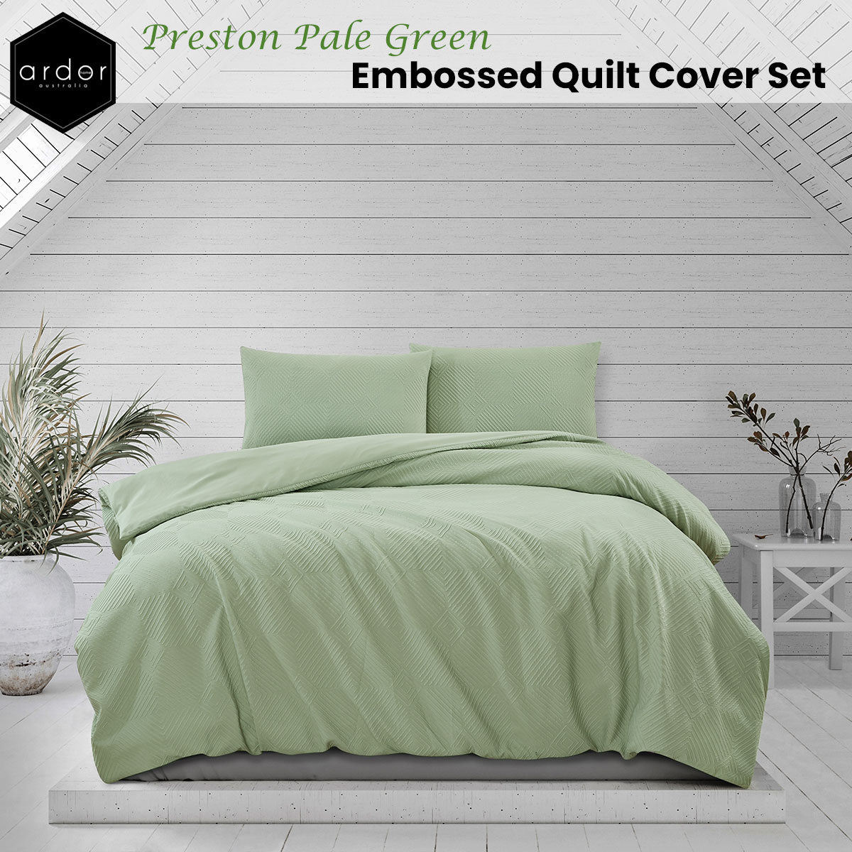 KING Embossed Quilt Cover Set - Palm Green